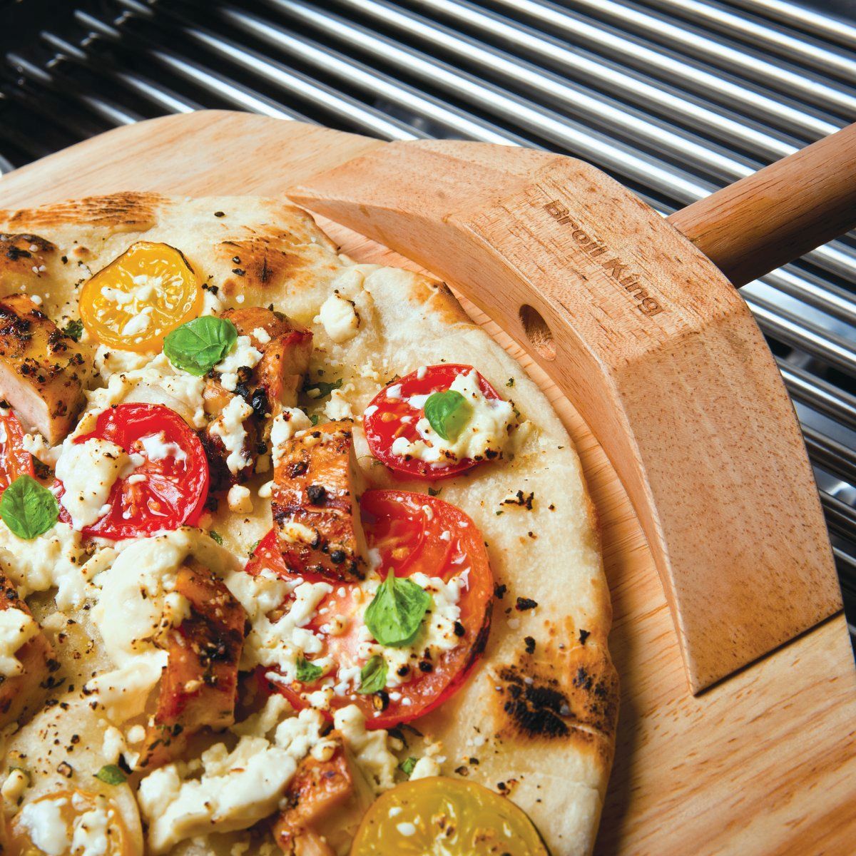 Набор для приготовления пиццы (лопатка, камень на подставке) 69816